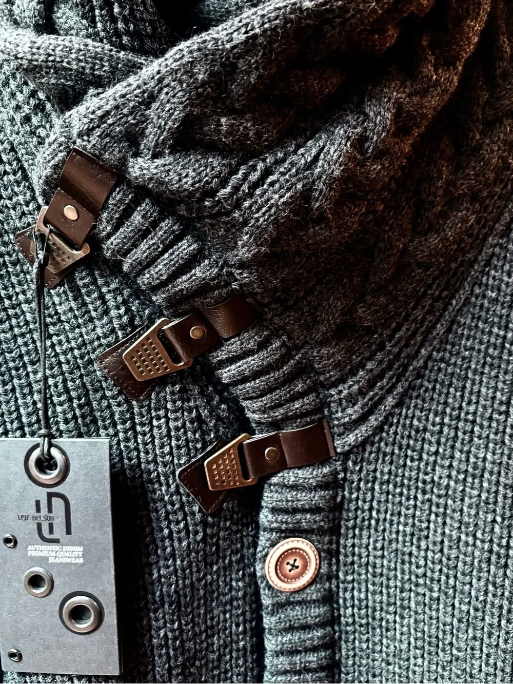 NWT Leif Nelson Men's Dark Gray Cable Knit Toggle Cardigan Shawl Turtleneck L